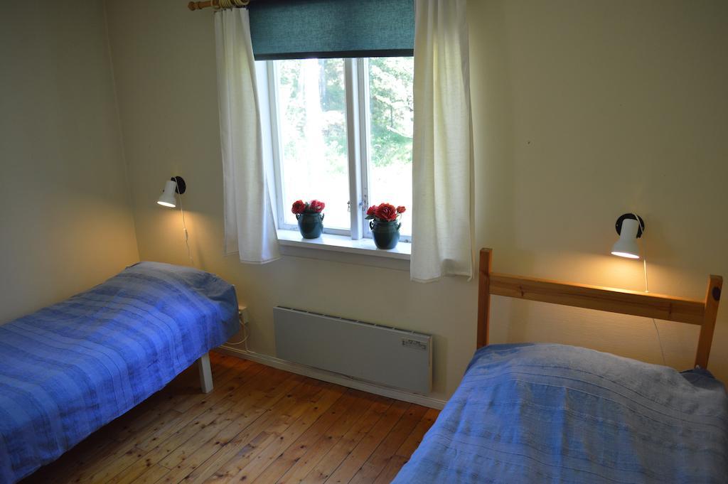 Hovmantorp Roda Huset الغرفة الصورة