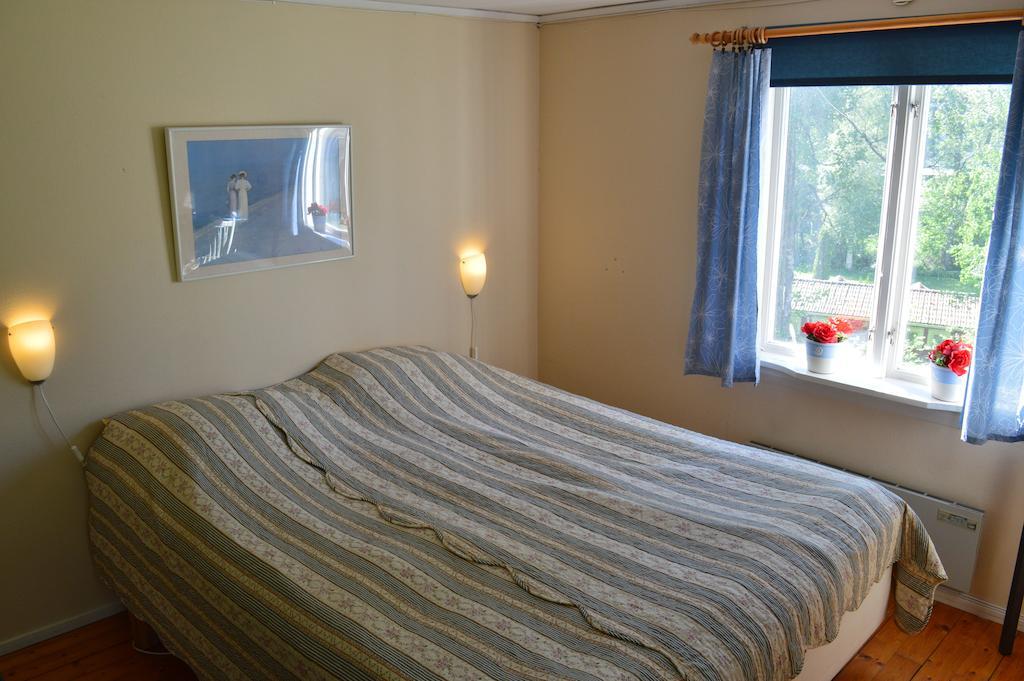 Hovmantorp Roda Huset الغرفة الصورة